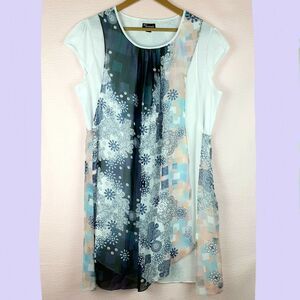 Threadz Australia Women Layered Tunic with Floral Pattern Lightweight Size XXL